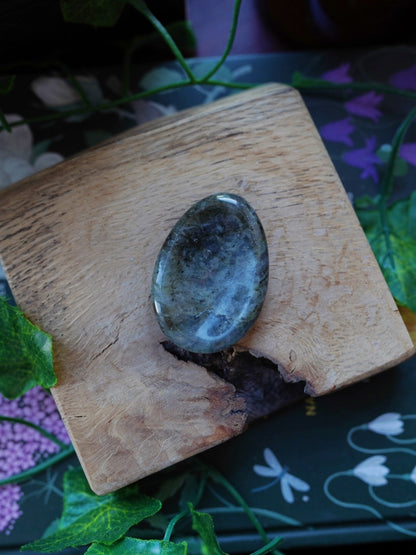 Labradorite Thumb Stone