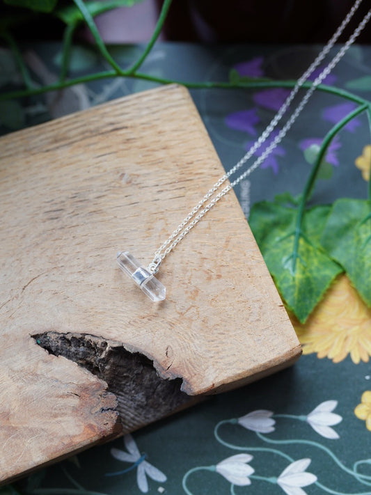 925 Sterling Silver Horizontal Quartz Necklace